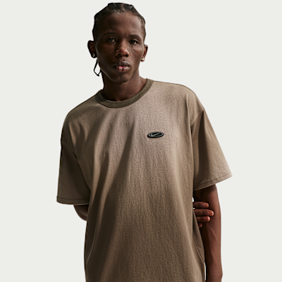 Nike Sportswear Premium Essentials T-Shirt. Nike.com